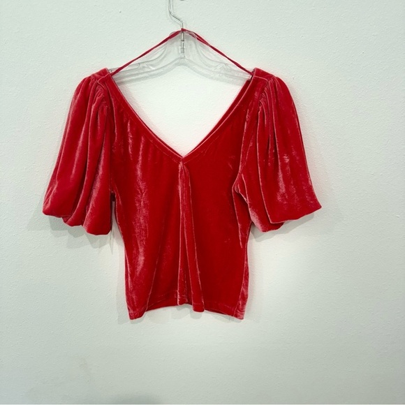 NWT Free People Cupcake Hot Pink Velvet Puff Sleeve Top - Picture 4 of 12
